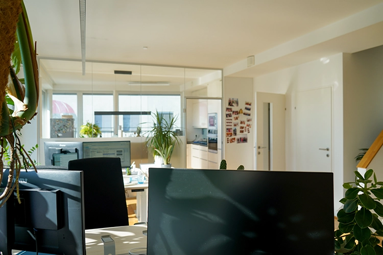 Arbeitsplatz Lemontec 6